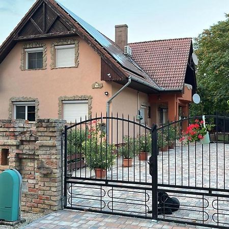 Bonita Apartman Балатонберень Экстерьер фото